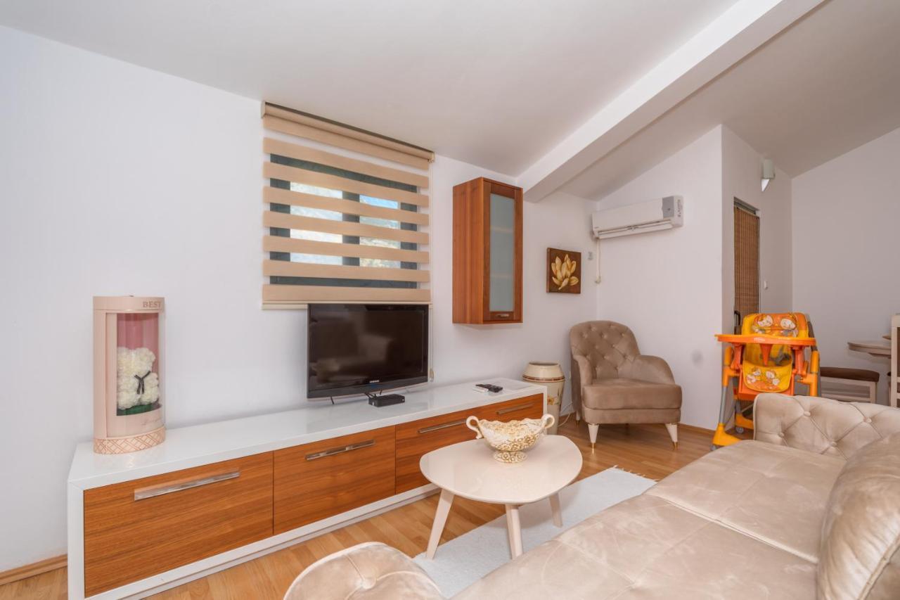 Apartman Sara Bar Exterior foto
